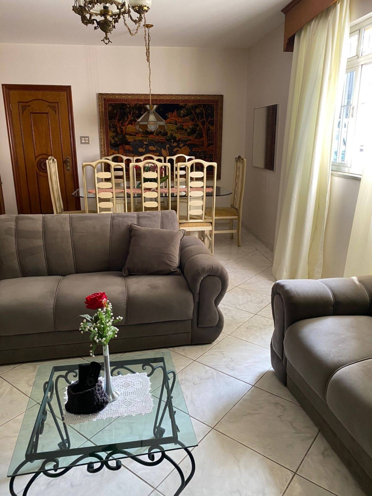 Sobrado, 3 quartos, 284 m² - Foto 1