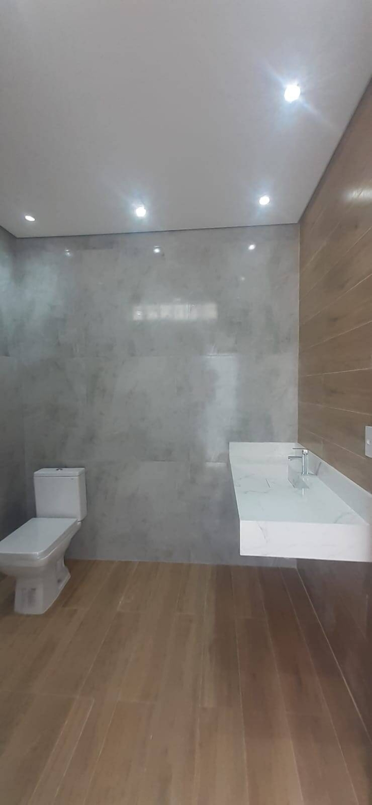 Casa à venda com 3 quartos, 250m² - Foto 20