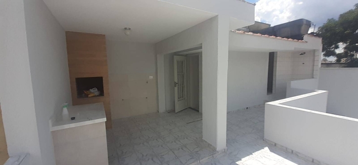 Casa à venda com 3 quartos, 250m² - Foto 1