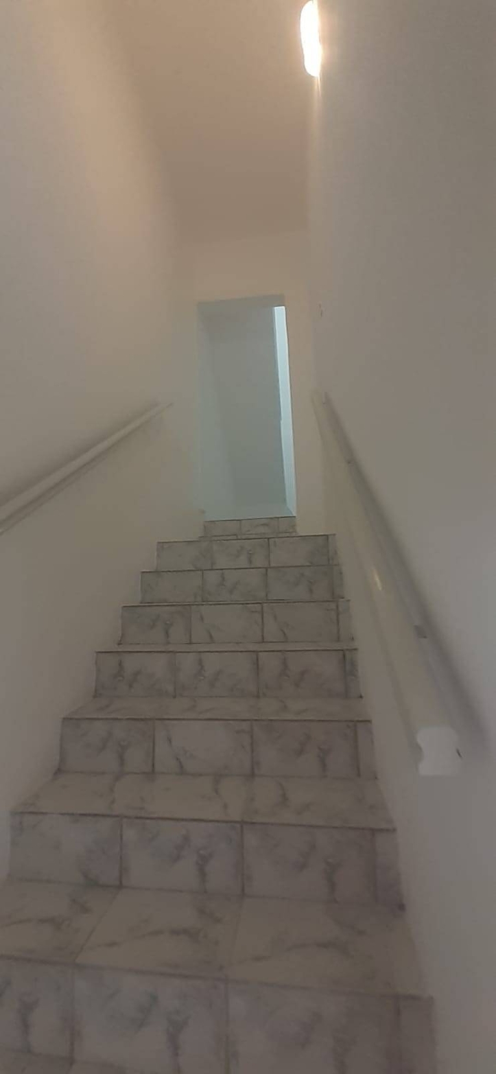 Casa à venda com 3 quartos, 250m² - Foto 8