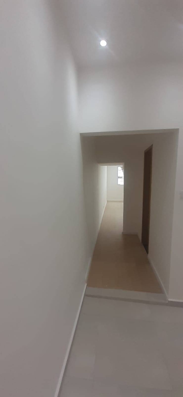 Casa à venda com 3 quartos, 250m² - Foto 26