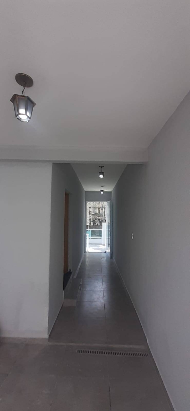 Casa à venda com 3 quartos, 250m² - Foto 11