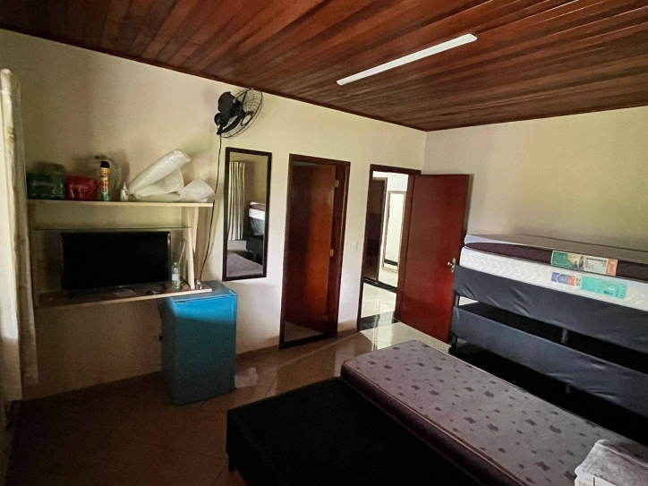 Chácara à venda com 4 quartos, 380m² - Foto 12