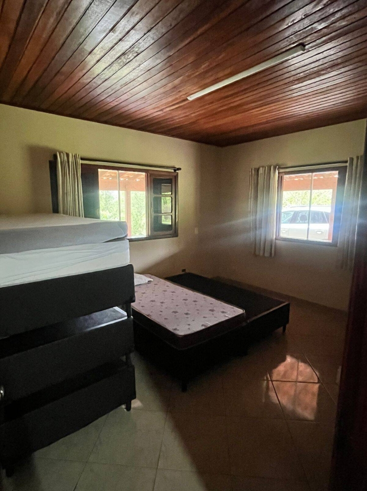 Chácara à venda com 4 quartos, 380m² - Foto 13