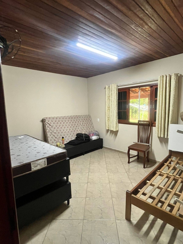 Chácara à venda com 4 quartos, 380m² - Foto 17