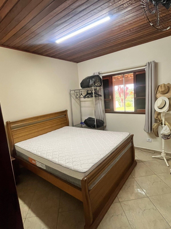Chácara à venda com 4 quartos, 380m² - Foto 18