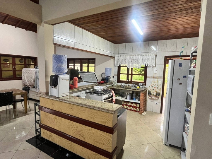 Chácara à venda com 4 quartos, 380m² - Foto 5