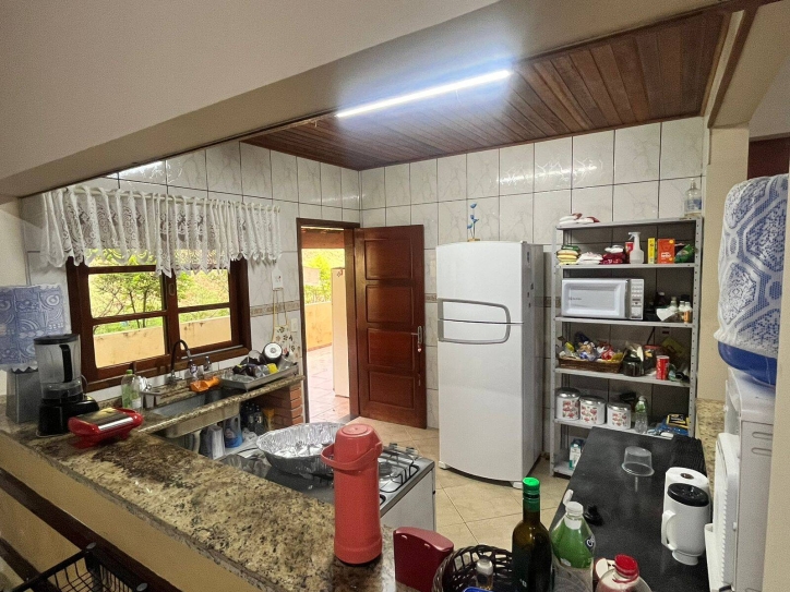 Chácara à venda com 4 quartos, 380m² - Foto 6