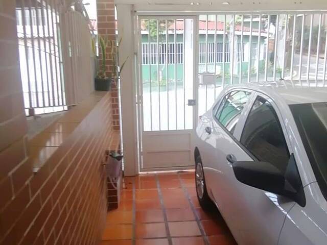 #4521 - Sobrado para Venda em São Caetano do Sul - SP