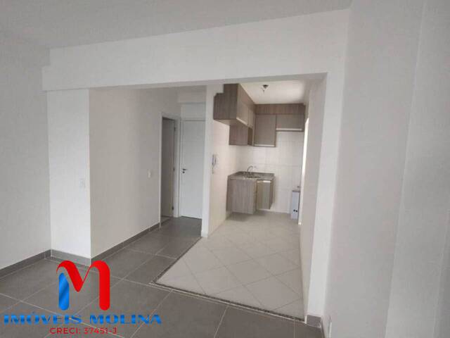 #10909 - Apartamento para Locação em São Paulo - SP
