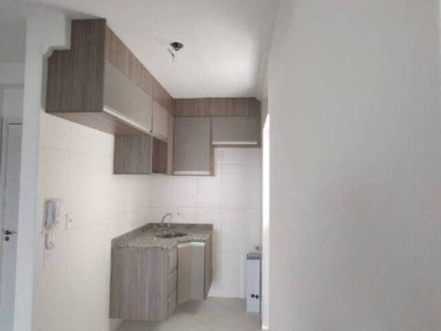 #10909 - Apartamento para Locação em São Paulo - SP
