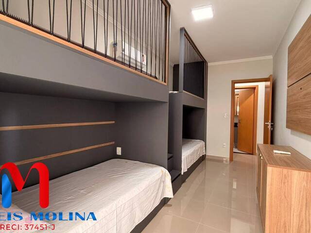 Apartamento para Venda em Praia Grande - 4