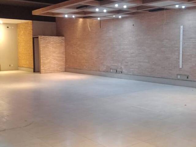 Sala para Venda em Praia Grande - 2