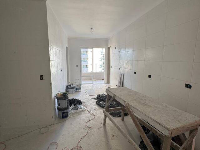 Apartamento para Venda em Praia Grande - 4
