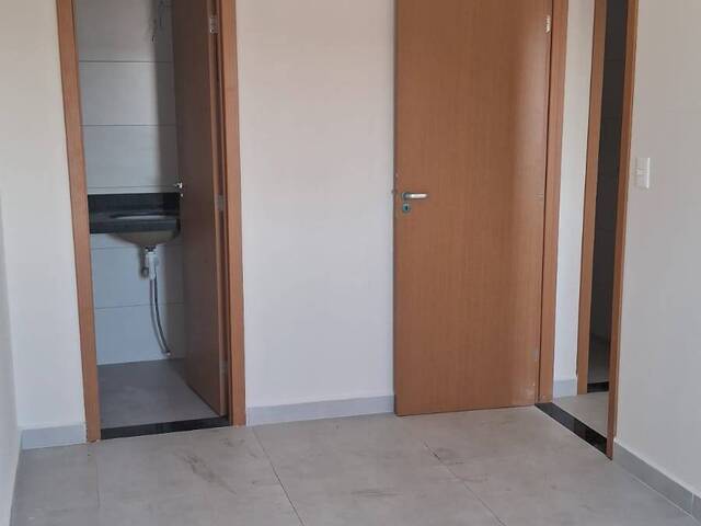 Apartamento para Venda em Praia Grande - 4