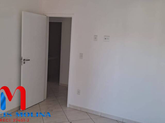 Apartamento para Venda em Praia Grande - 5