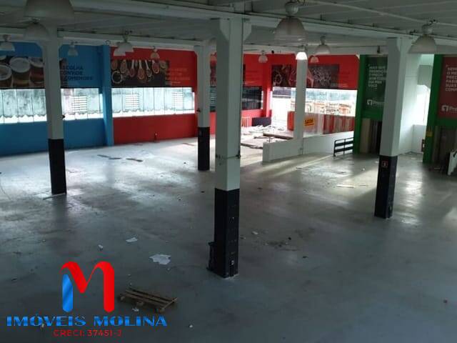Salão Comercial para Venda em Guarujá - 4
