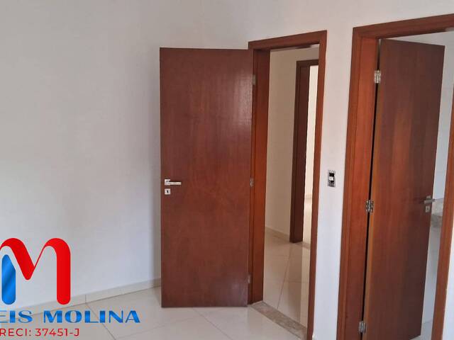 Apartamento para Venda em Praia Grande - 5