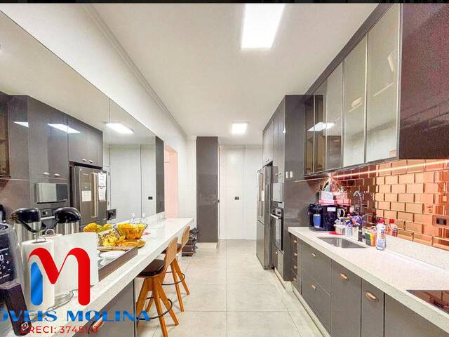 Apartamento para Venda em Praia Grande - 5