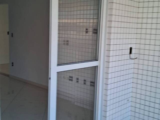 Apartamento para Venda em Praia Grande - 4