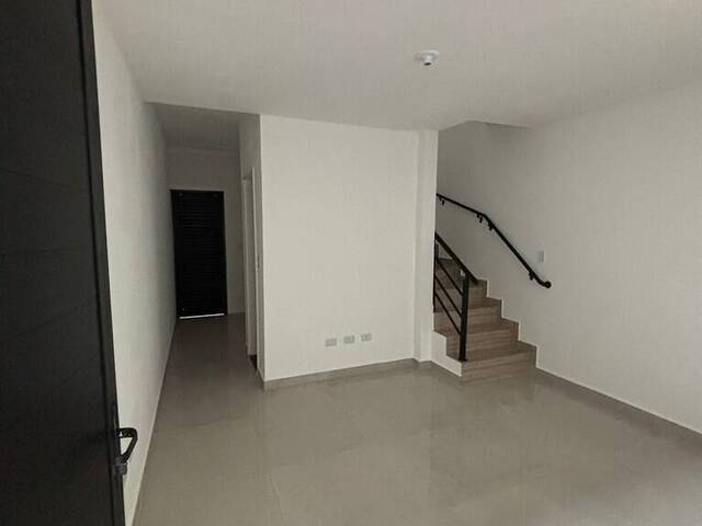 #11696 - Casa para Venda em Praia Grande - SP - 1