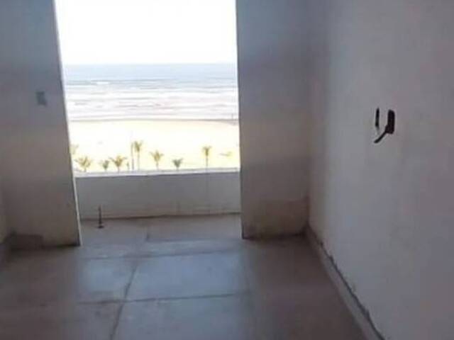 Apartamento para Venda em Praia Grande - 4