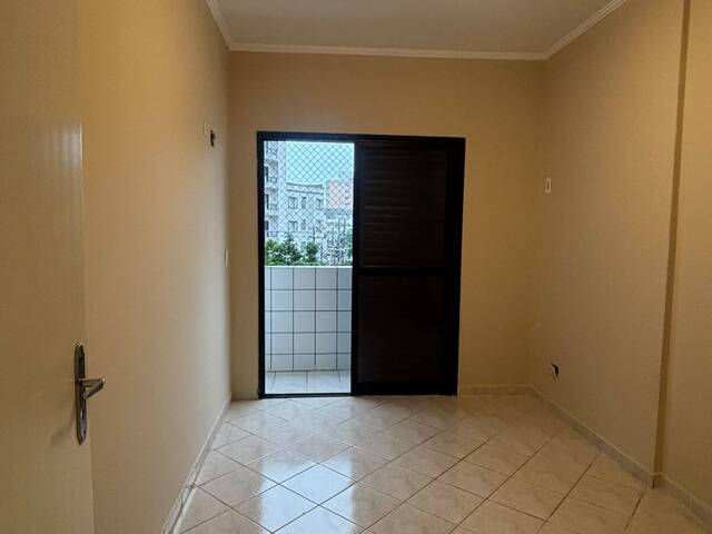 Apartamento para Venda em Praia Grande - 4