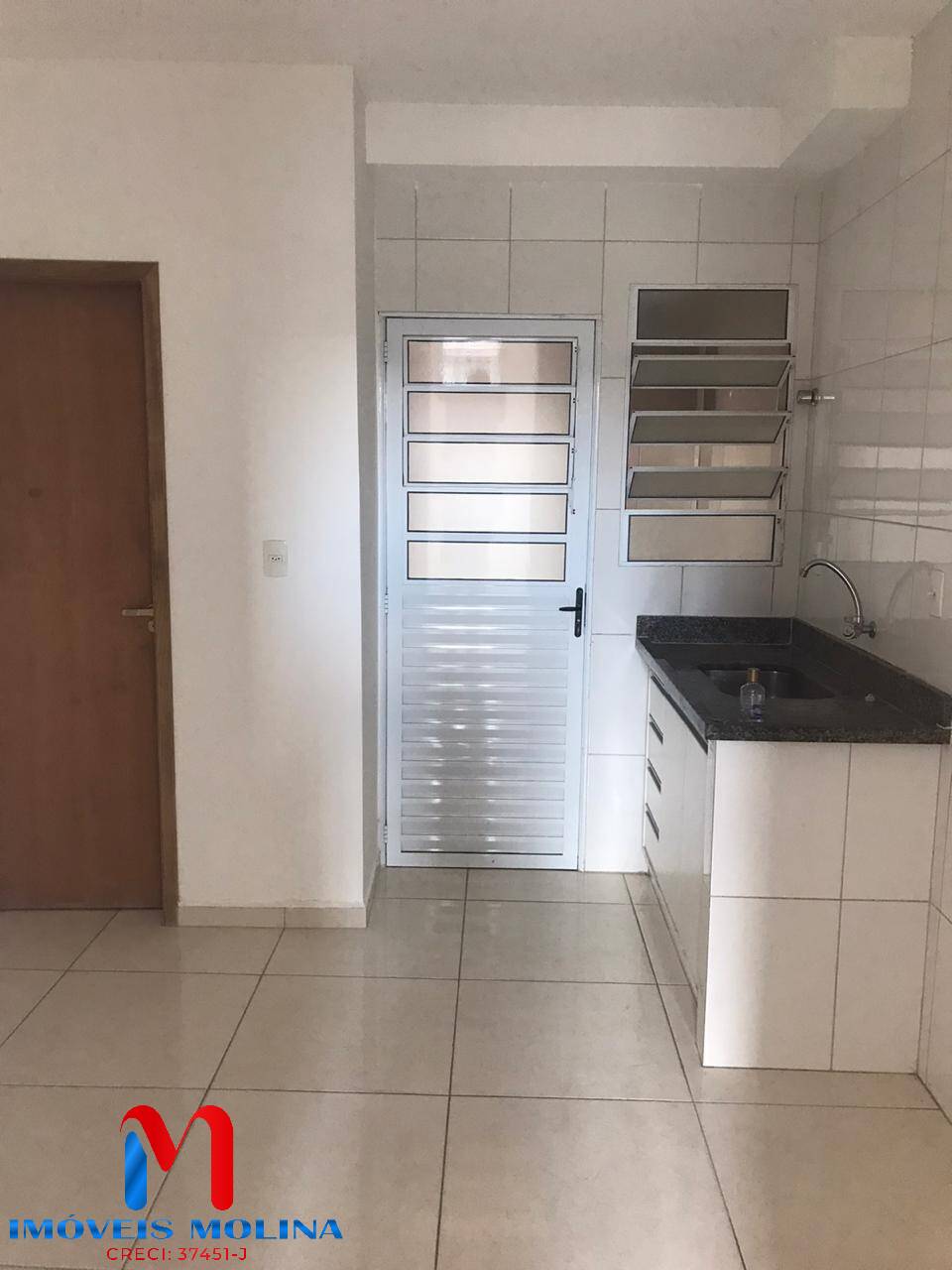 Casa, 1 quarto, 40 m² - Foto 1