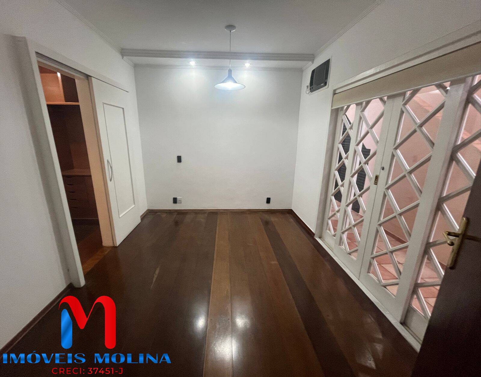 Casa à venda e aluguel com 3 quartos, 240m² - Foto 17