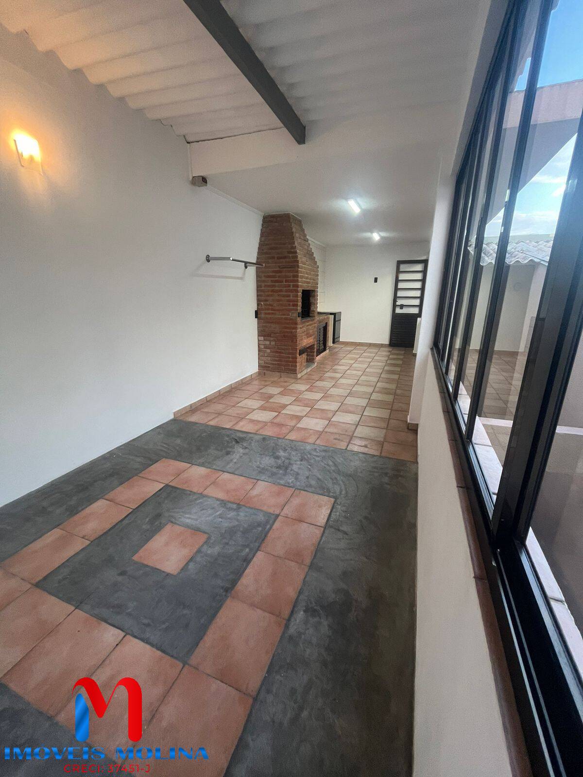 Casa à venda e aluguel com 3 quartos, 240m² - Foto 14