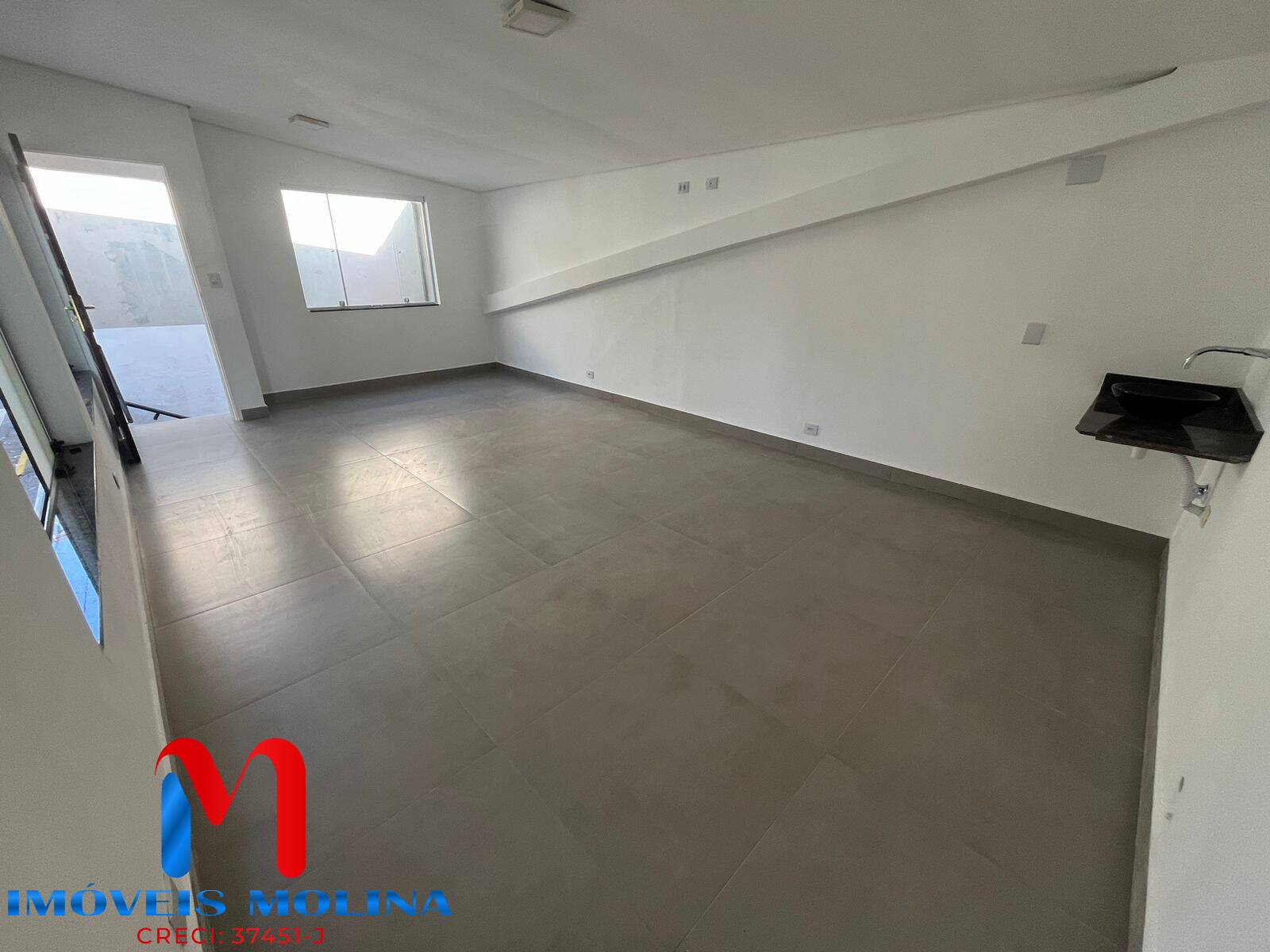 Casa à venda e aluguel com 3 quartos, 240m² - Foto 8