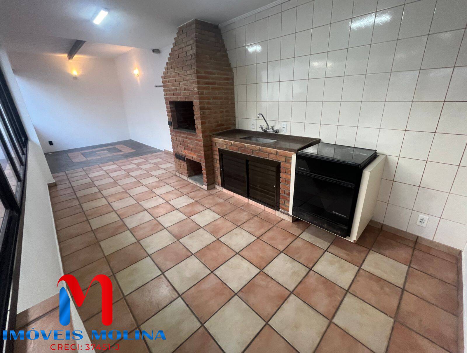 Casa à venda e aluguel com 3 quartos, 240m² - Foto 15