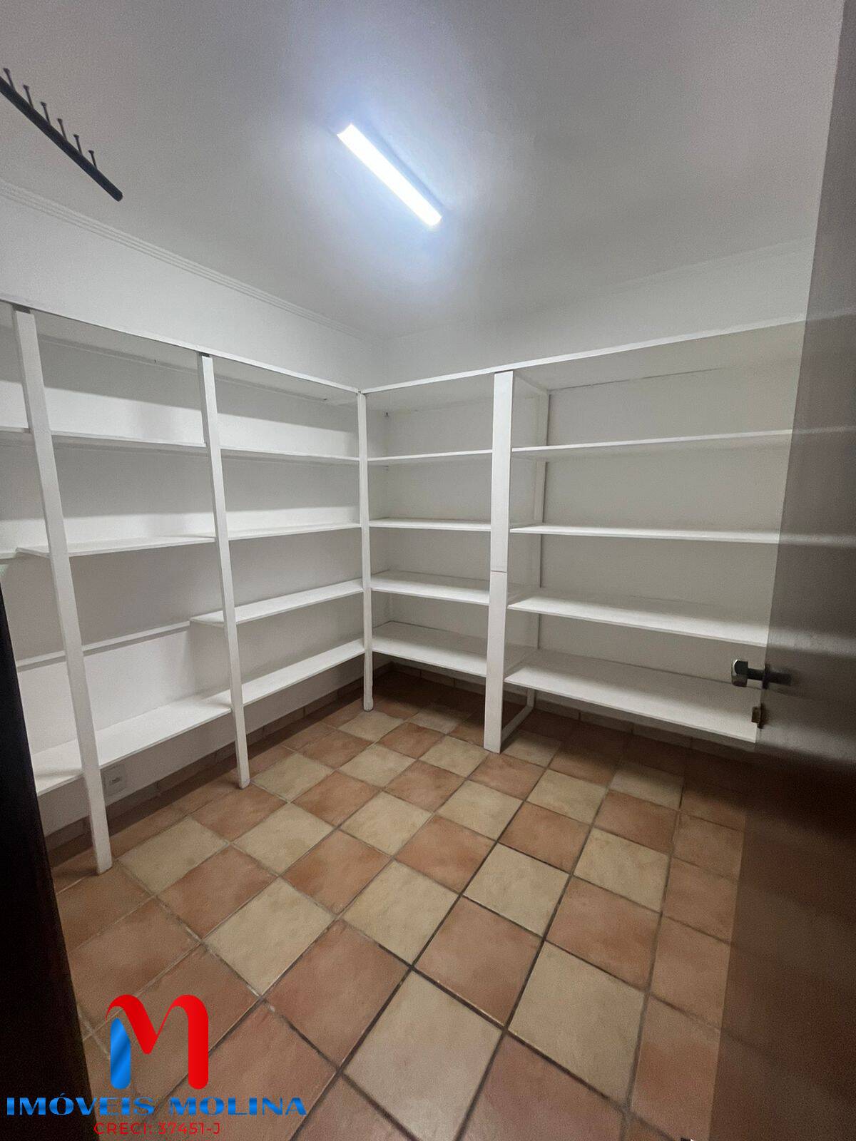 Casa à venda e aluguel com 3 quartos, 240m² - Foto 24