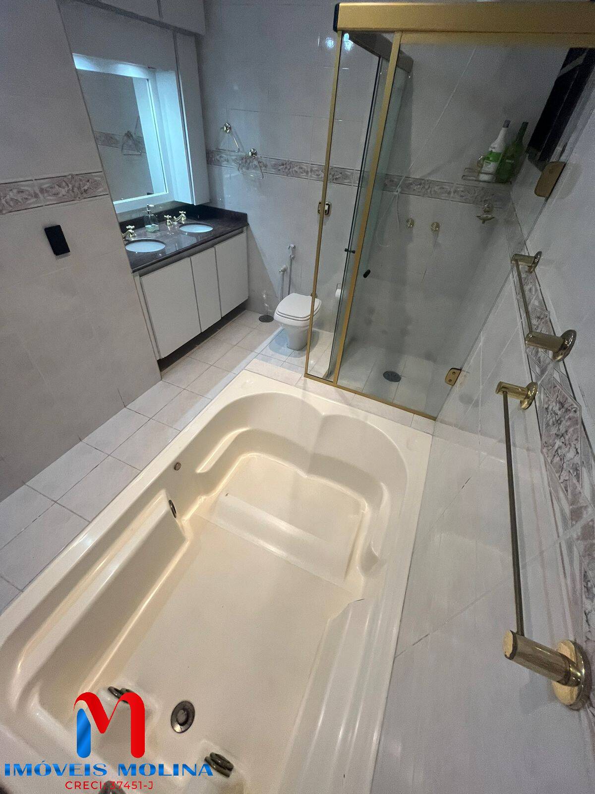 Casa à venda e aluguel com 3 quartos, 240m² - Foto 27