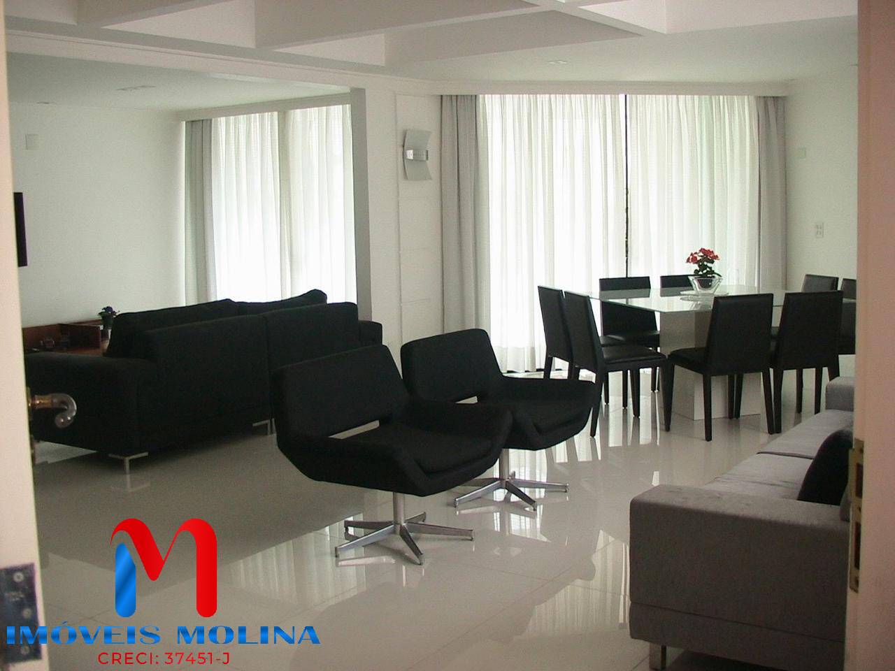 Apartamento, 3 quartos, 251 m² - Foto 1