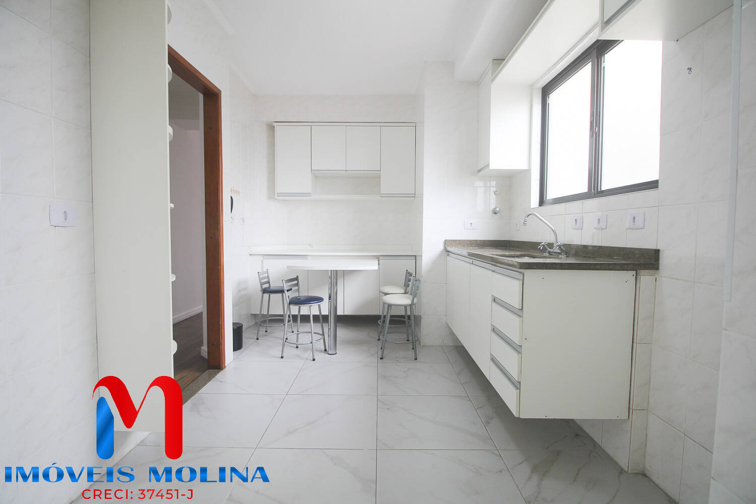 Apartamento para alugar com 2 quartos, 80m² - Foto 5