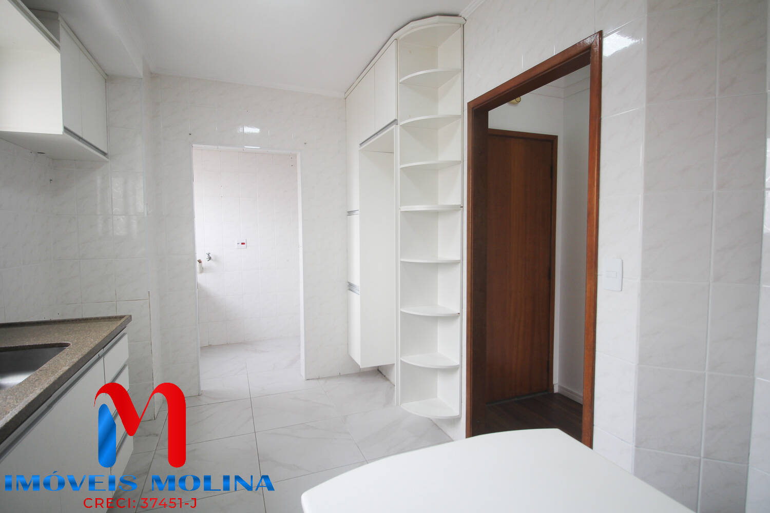Apartamento para alugar com 2 quartos, 80m² - Foto 8