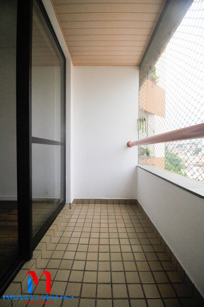 Apartamento para alugar com 2 quartos, 80m² - Foto 35