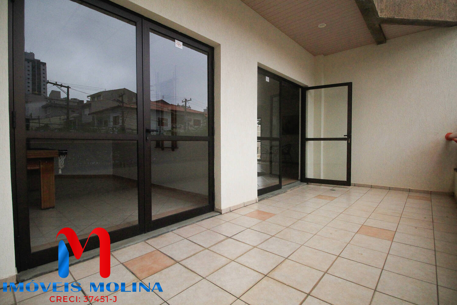 Apartamento para alugar com 2 quartos, 80m² - Foto 51