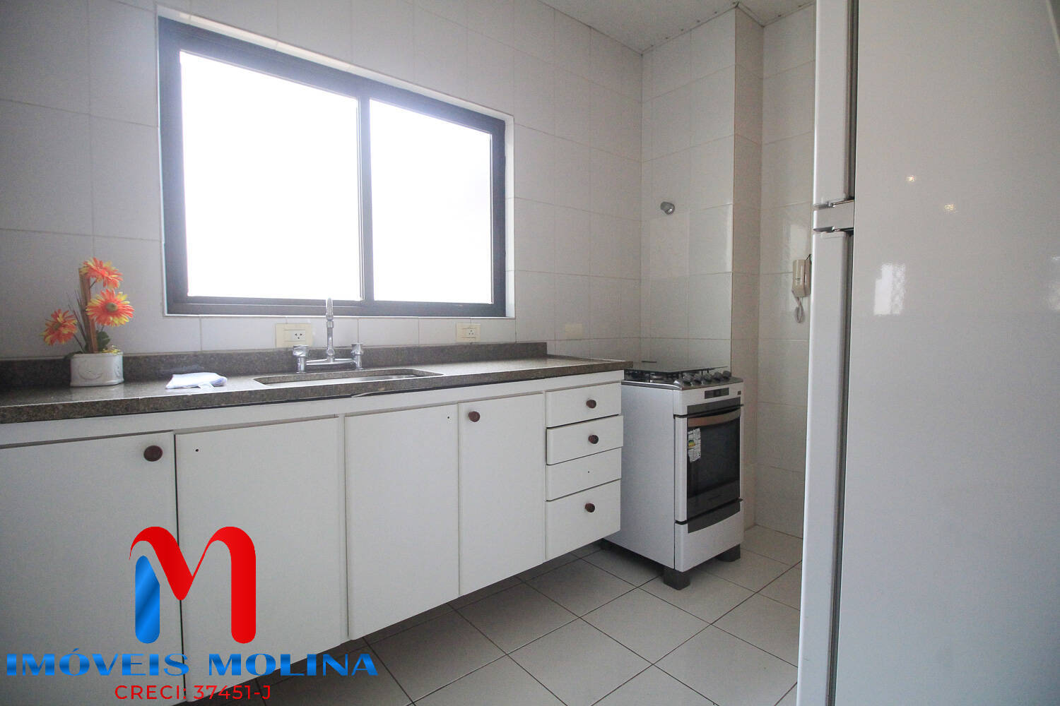Apartamento para alugar com 2 quartos, 80m² - Foto 58