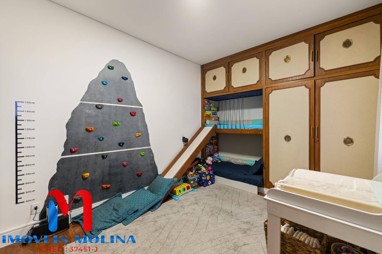 Sobrado à venda com 4 quartos, 240m² - Foto 11