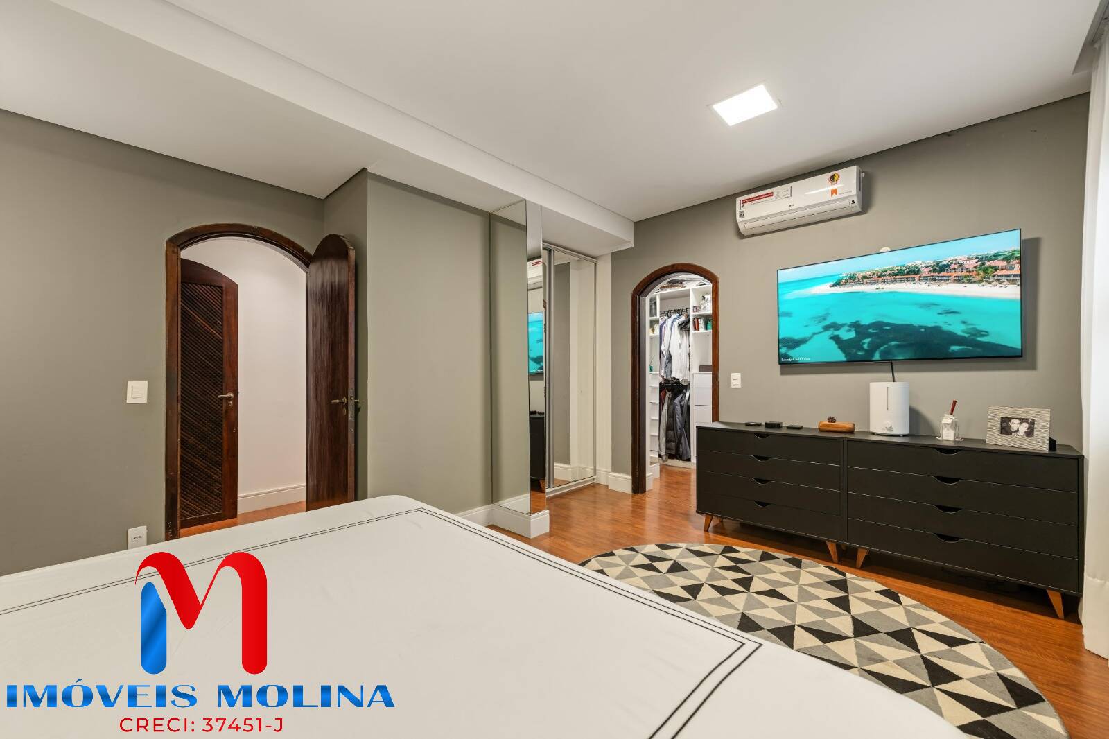 Sobrado à venda com 4 quartos, 240m² - Foto 10