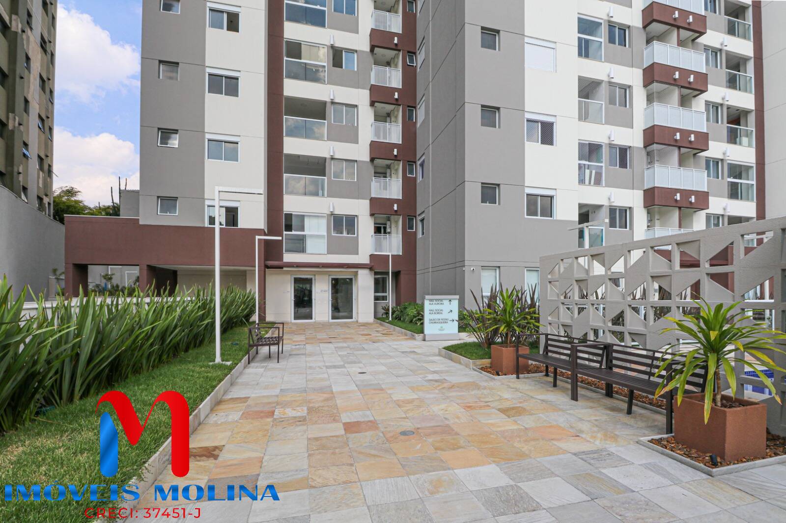 Apartamento à venda com 2 quartos, 83m² - Foto 1