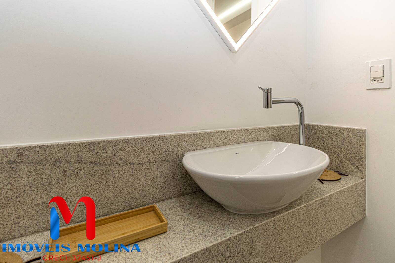 Apartamento à venda com 2 quartos, 83m² - Foto 27