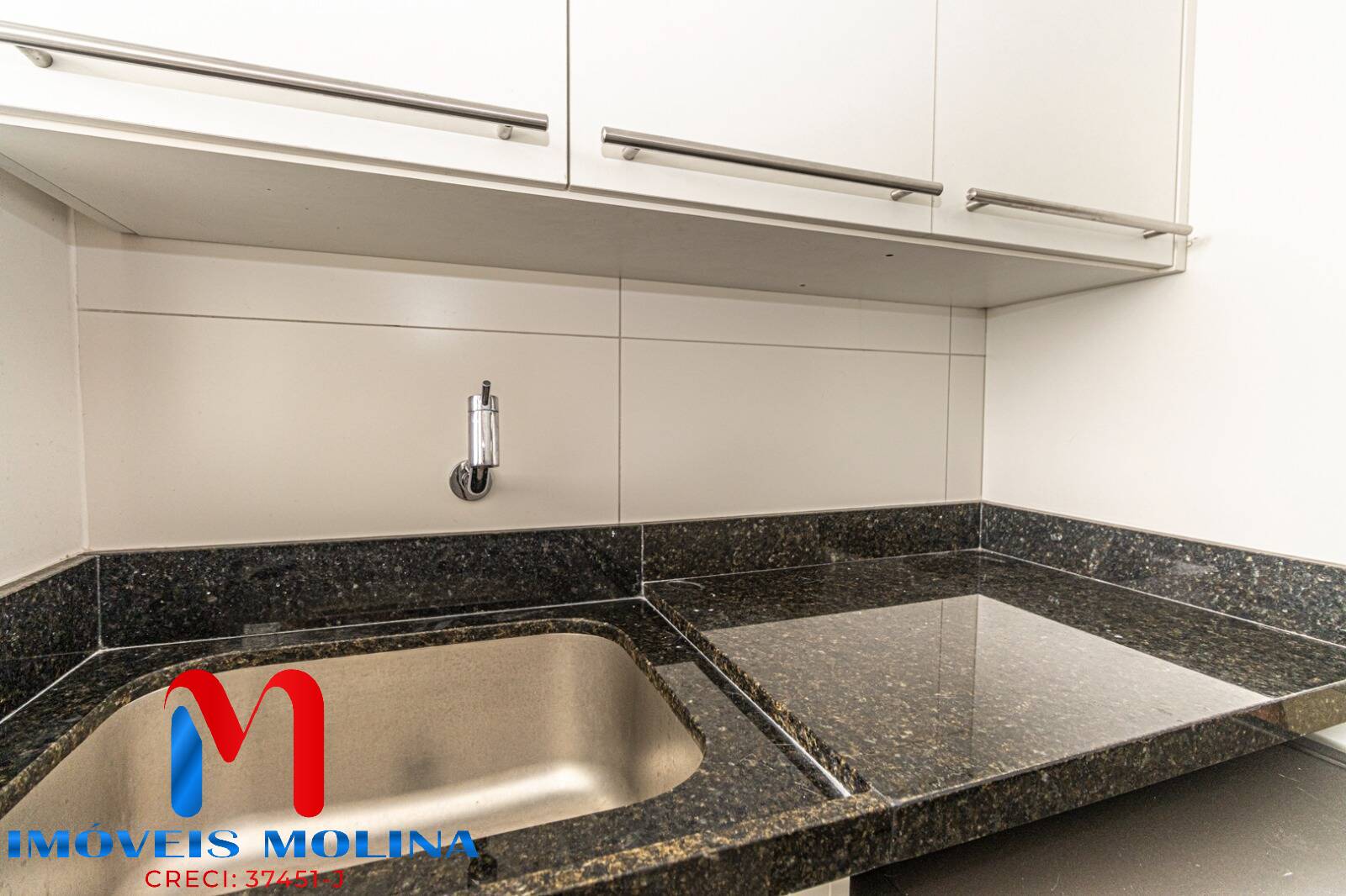 Apartamento à venda com 2 quartos, 83m² - Foto 32