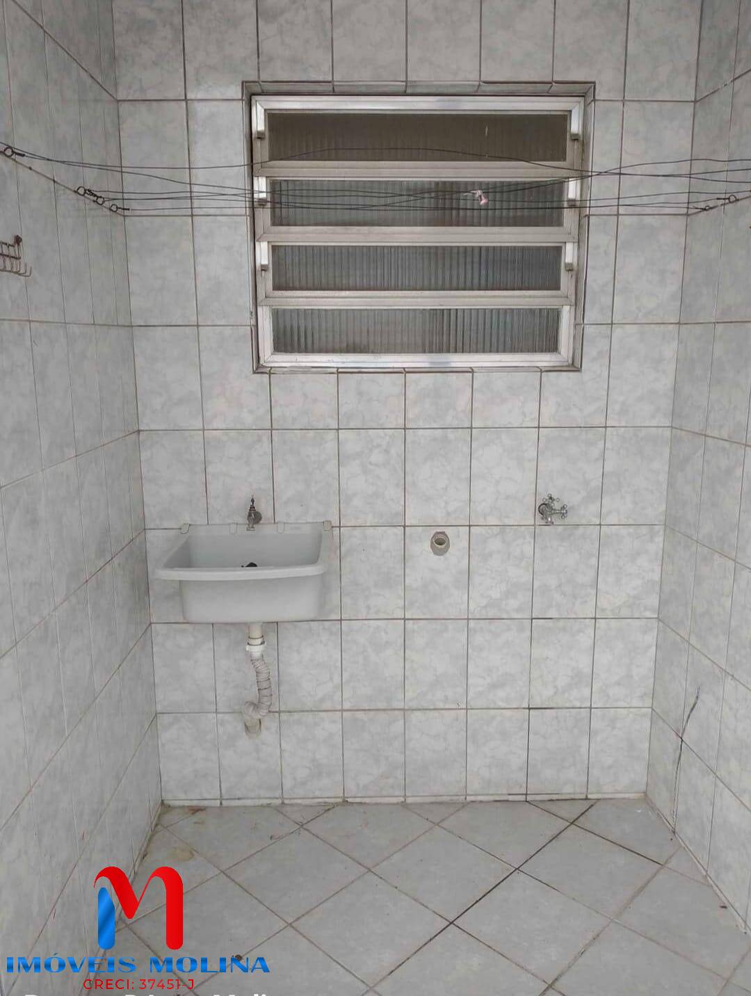 Casa para alugar com 2 quartos, 60m² - Foto 9