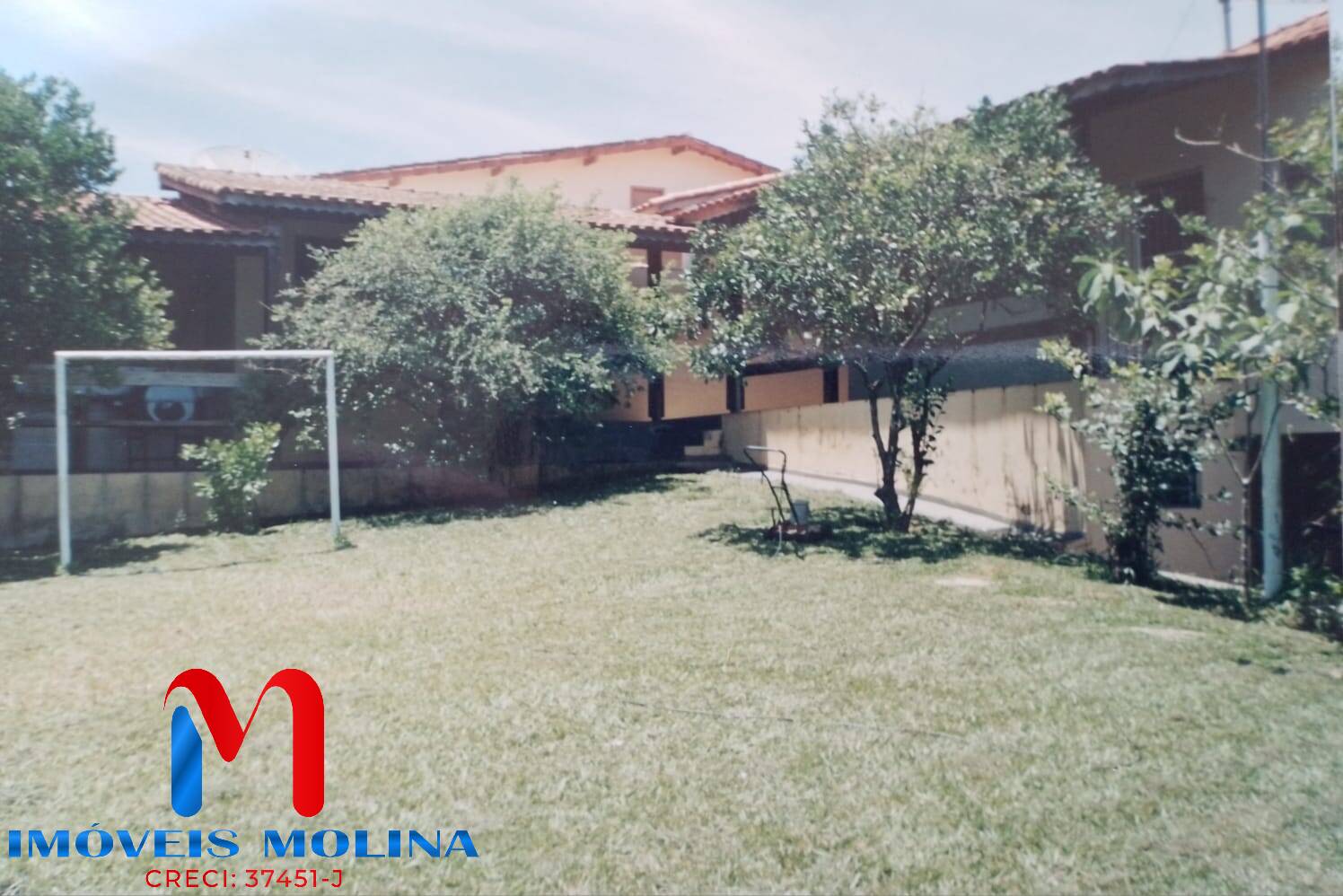 Casa à venda com 3 quartos, 500m² - Foto 4