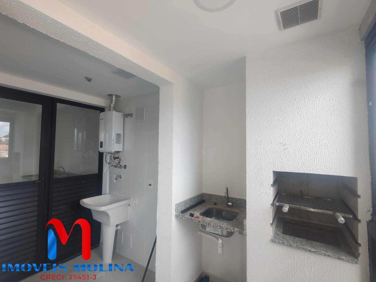 Apartamento para alugar com 3 quartos, 101m² - Foto 12