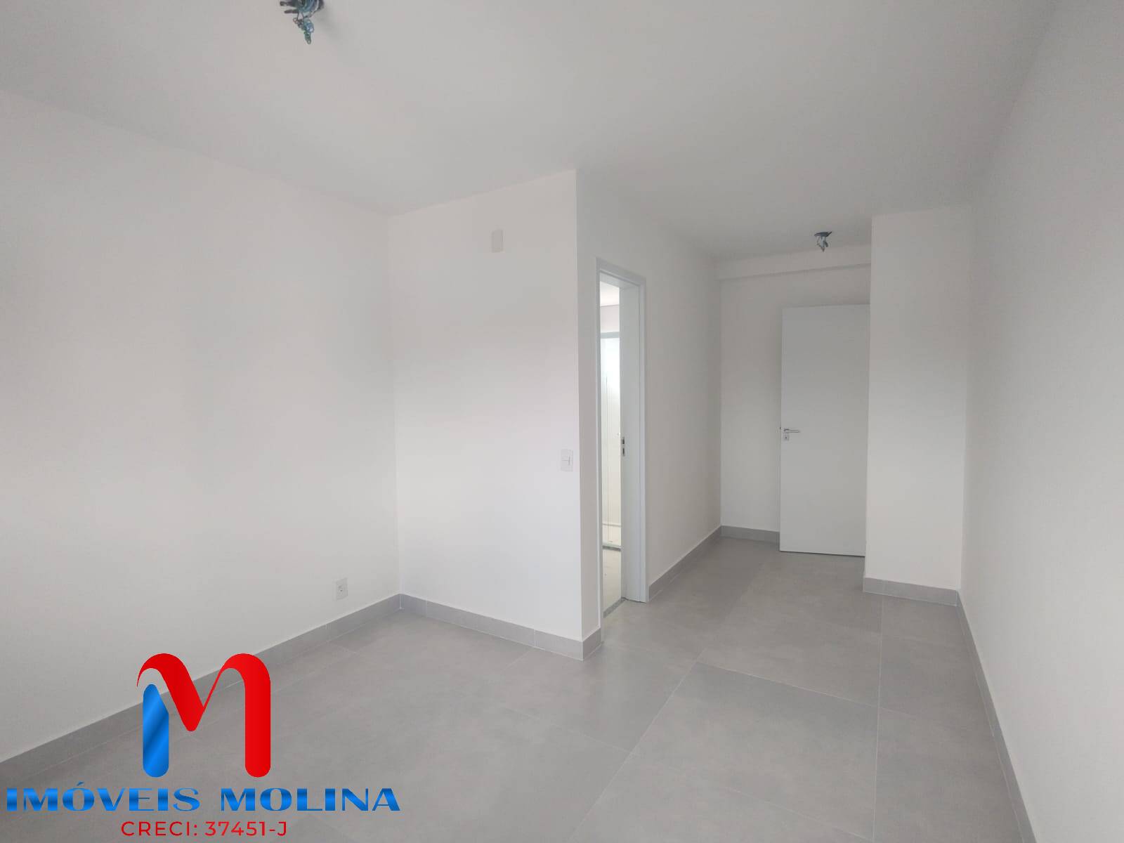 Apartamento para alugar com 3 quartos, 101m² - Foto 23