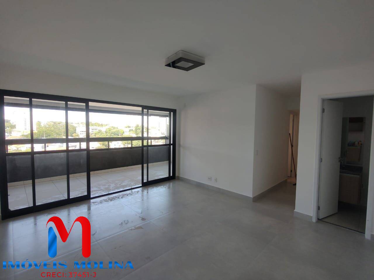 Apartamento para alugar com 3 quartos, 101m² - Foto 6